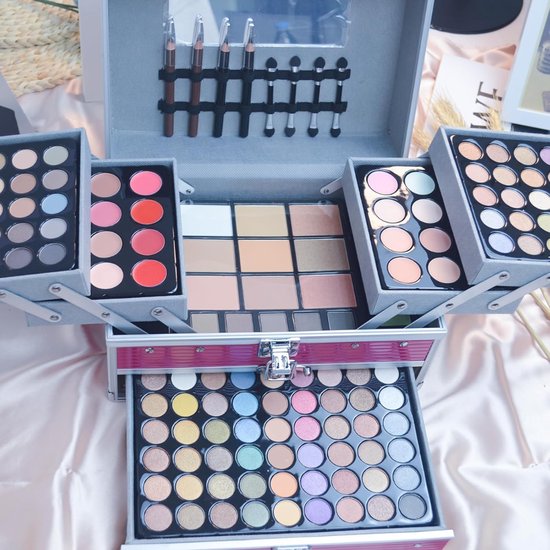 Make Up Koffer - Met Inhoud - Make Up Set Voor Meisjes - Make Up Koffer Kinderen – Gevulde Make Up Kist Kind - Met Make Up Dames - Cadeau Voor Kinderen - 132 kleuren – Complete Set