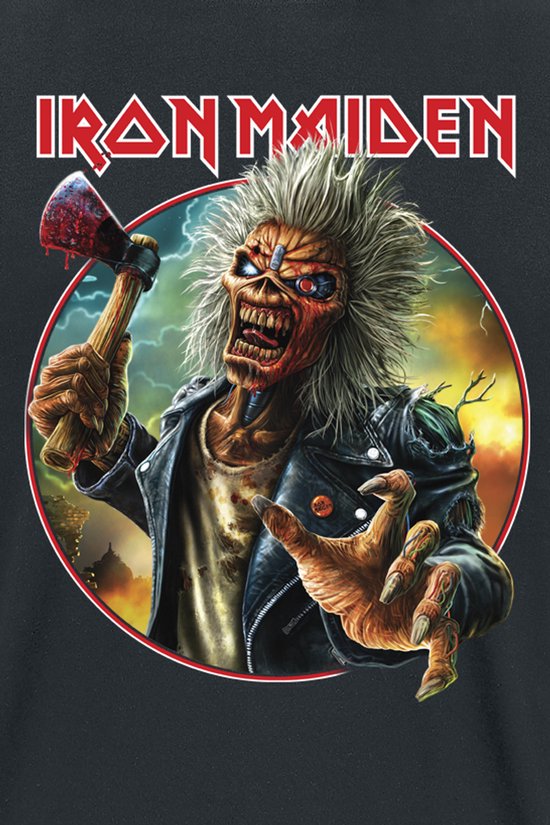 Zwart T-shirt met op de voorkant Eddie met een bijl en de tekst 'IRON MAIDEN'.