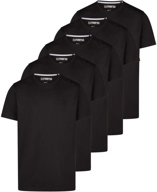 Vijf zwarte Riverso T-shirts met korte mouwen en ronde hals, op elkaar gestapeld. Maat L zichtbaar op de neklabels.