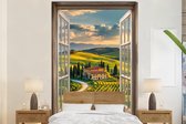 Behang - Fotobehang Doorkijk - Toscane - Uitzicht - Landschap - Zomer - Breedte 170 cm x hoogte 260 cm