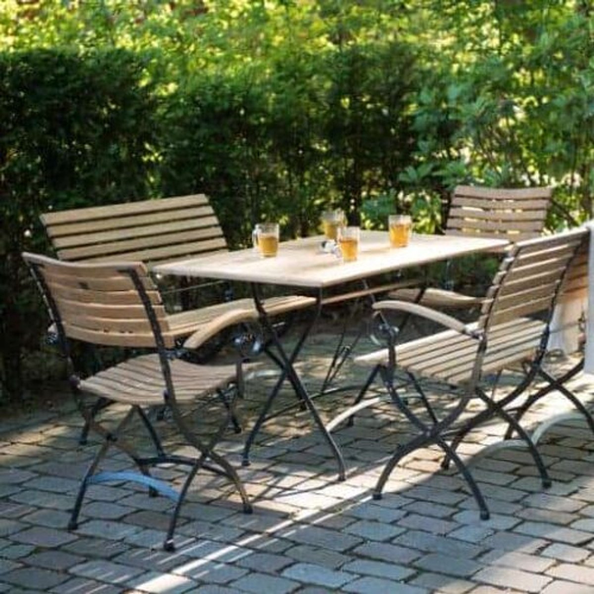 4 Seasons Outdoor Bellini folding chair with armrests