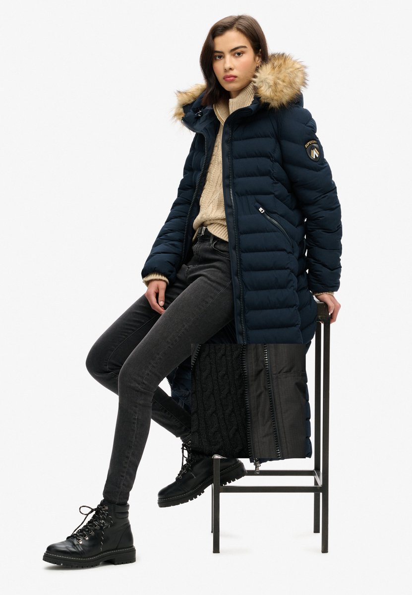 Superdry Lange Fuji-jas met capuchon van imitatiebont Dames Gewatteerde jassen Marineblauw