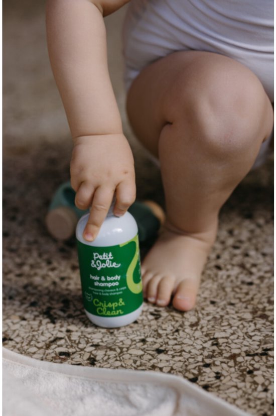 Petit & Jolie Baby Shampoo Haar & Body 200 ml - 100% natuurlijke huidverzorging - prikt niet in de ogen van Petit & Jolie — afbeelding 4