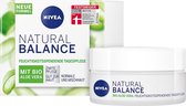 NIVEA Naturally Good Radiance Day Cream Dag- en nachtcrème Gezicht 50 ml
