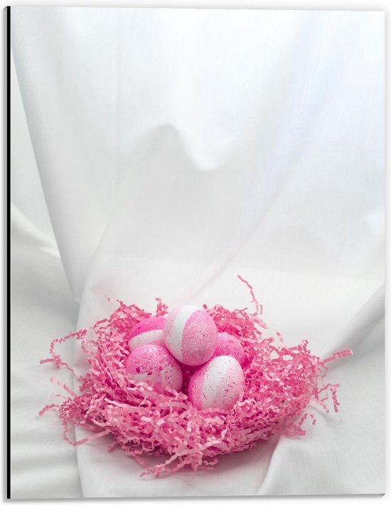 Dibond - Roze Eieren in Roze Nest - 30x40cm Foto op Aluminium (Wanddecoratie van metaal)