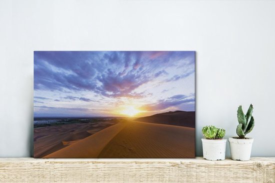 Desert pendant le lever du soleil Toile 30x20 cm - petit - Tirage photo sur toile (Décoration murale salon / chambre)