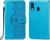 Voor Samsung Galaxy A40 Flower Vine Embossing Pattern Horizontale Flip Leather Case met Card Slot & Holder & Wallet & Lanyard (Blue)