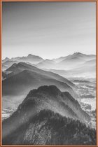 JUNIQE - Poster met kunststof lijst Ballonvaart over de Alpen -20x30