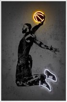JUNIQE - Poster in kunststof lijst Lebron James -60x90 /Zwart