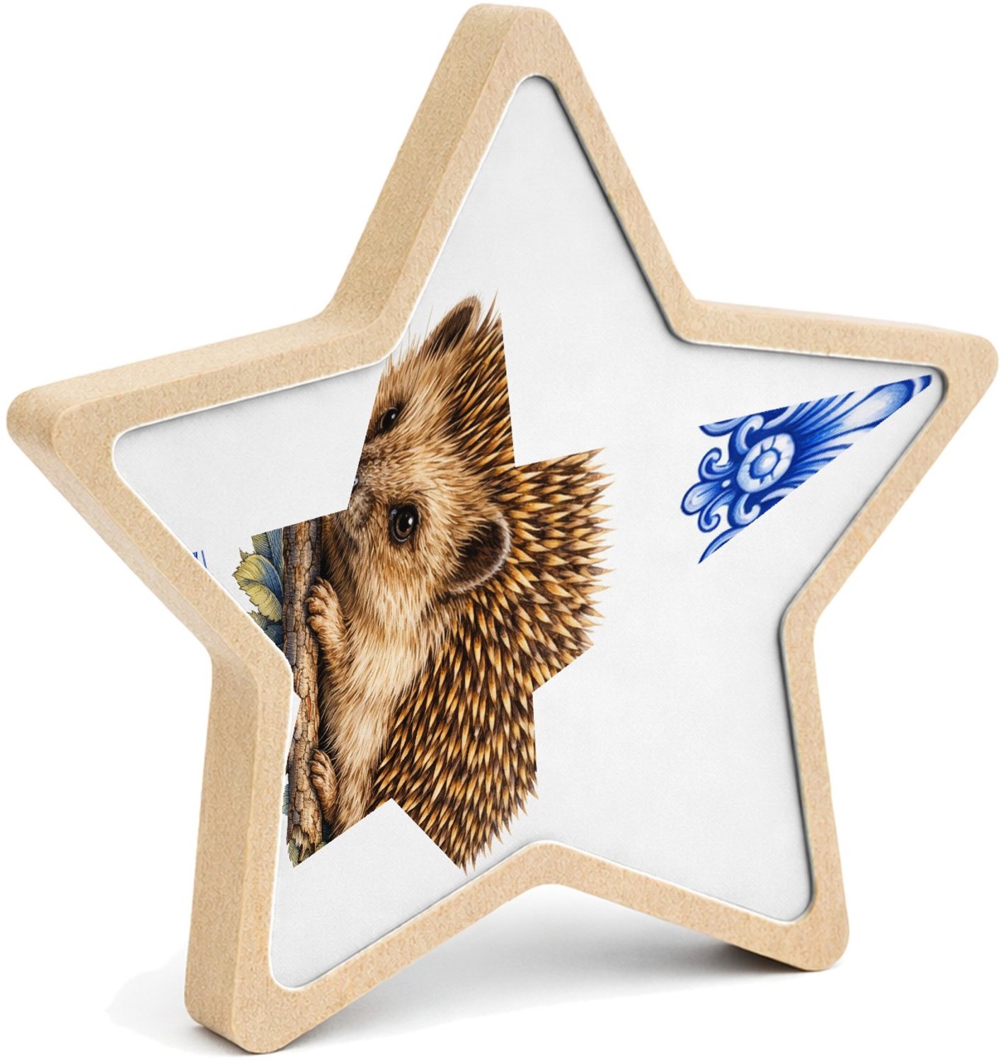 Mr Cadeautjes MDF fotolijst ster 14 x 13,5 - design Een realistische egel op een tak of tussen bladeren, omringd | cadeau Wit