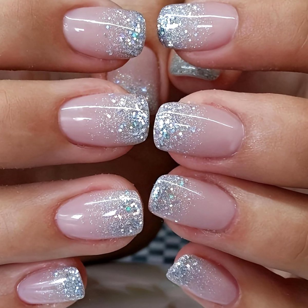 24 stuks nagels om op te plakken, kort, vierkant, nude roze, glitter, French press on nagels, natuurlijke kunstnagels, acryl, full cover vingernagels, ballerina kunstnagels voor vrouwen