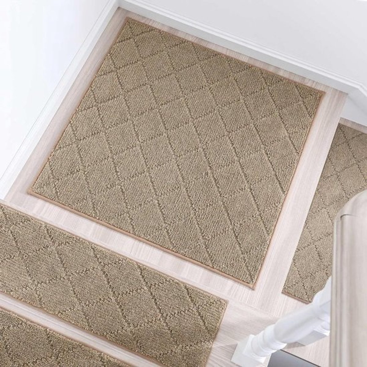 Trapmatten Set - Antislip Treden - Veilig Trap Lopen - Machinewasbaar Zonder Lijm - 76 x 70 cm - Beige