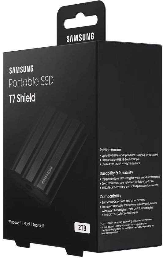 Achterzijde van de Samsung T7 Shield 2TB verpakking met prestatiegegevens, duurzaamheid en compatibiliteit.