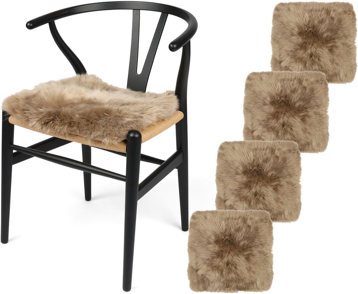 Sheep Lamsvacht kussen 40x40 cm | 4-pack | Zachte vacht voor stoelen & sofa | Gezellig zitkussen & lamsvel zitkussen in mooie Scandinavische stijl | Kleur: Lichtbruin