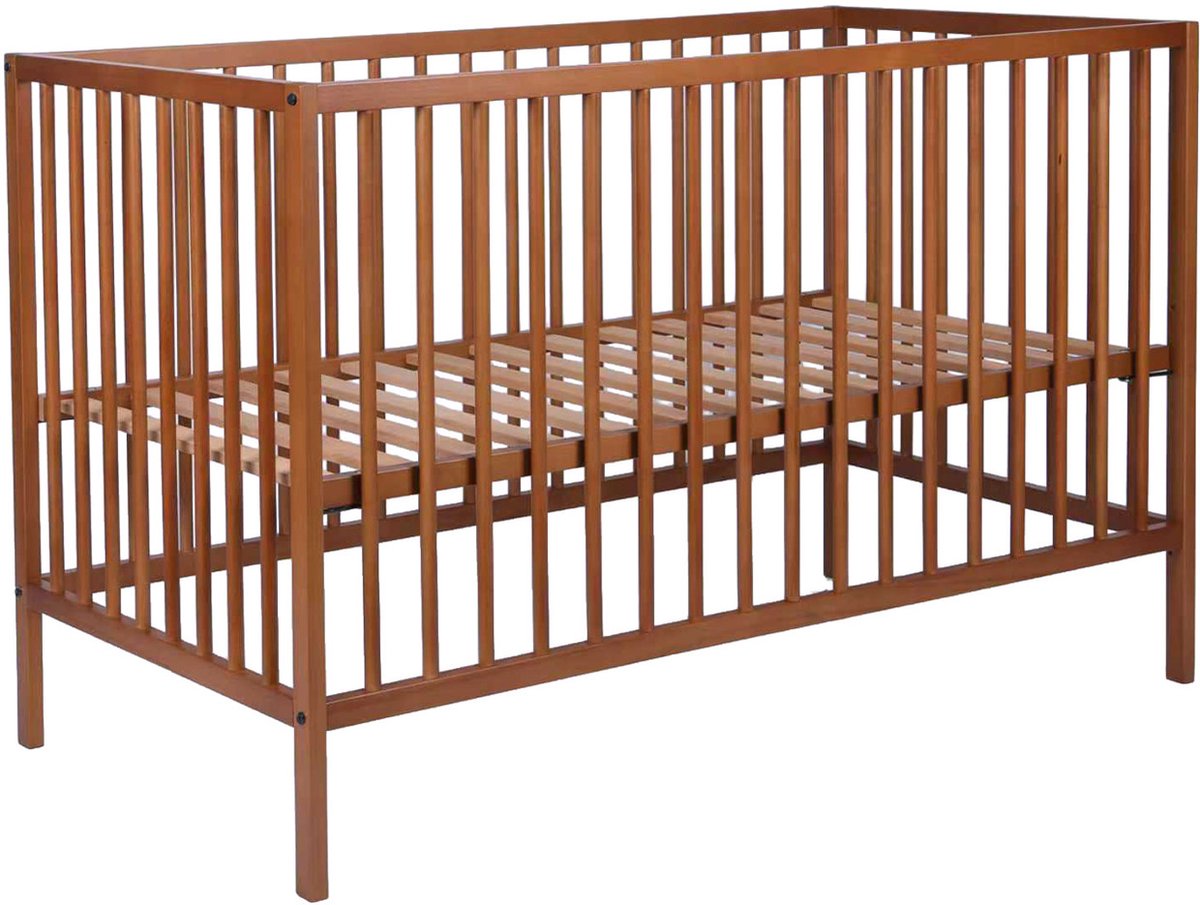Europe Baby Ledikant - Solid Beech - 60 x 120 cm - Walnoot