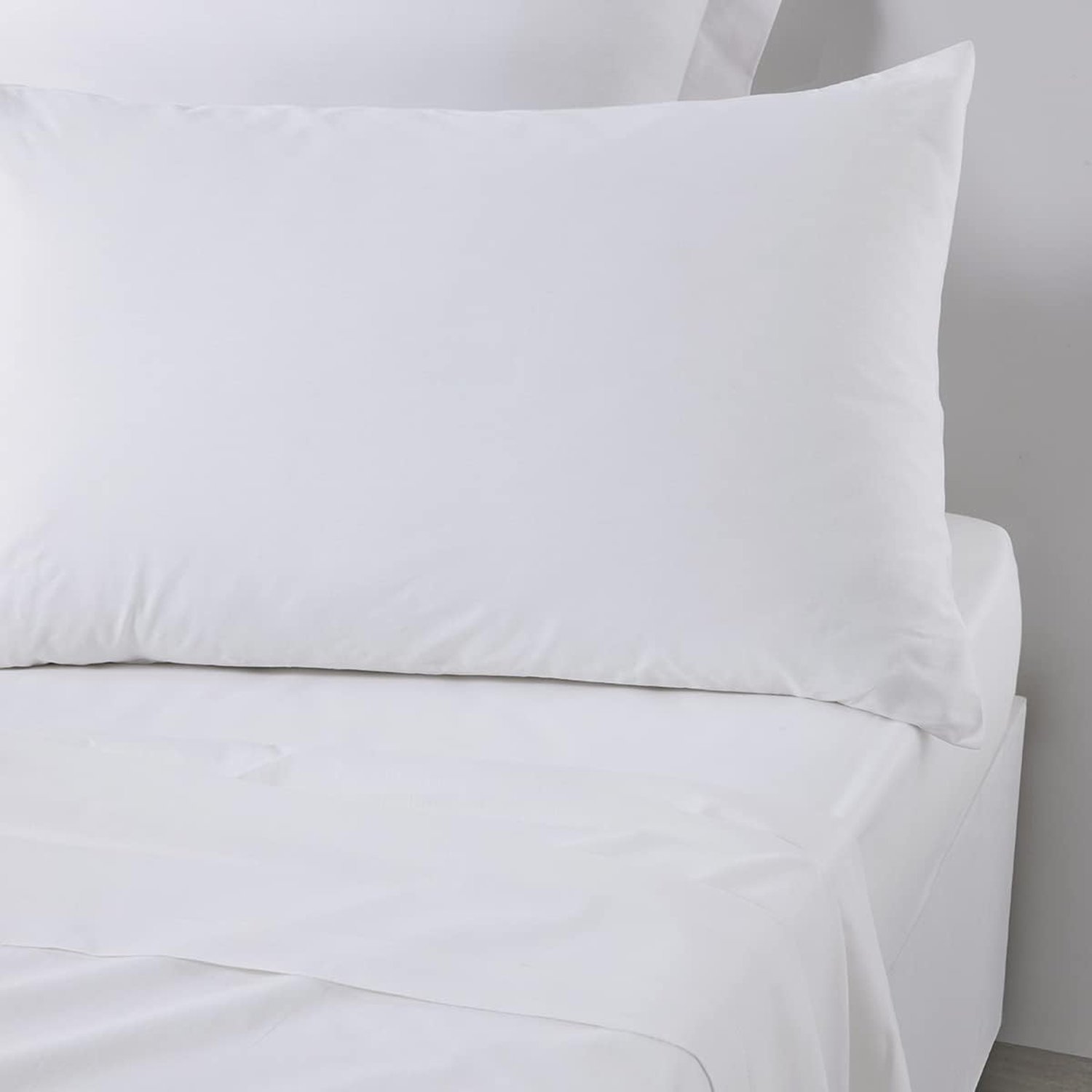 Famanu - Kussensloop 2er Set - 50 x 70 cm - eenkleurig Kreide - zacht en ademend - voor bed of bank - duurzaam en wasbaar