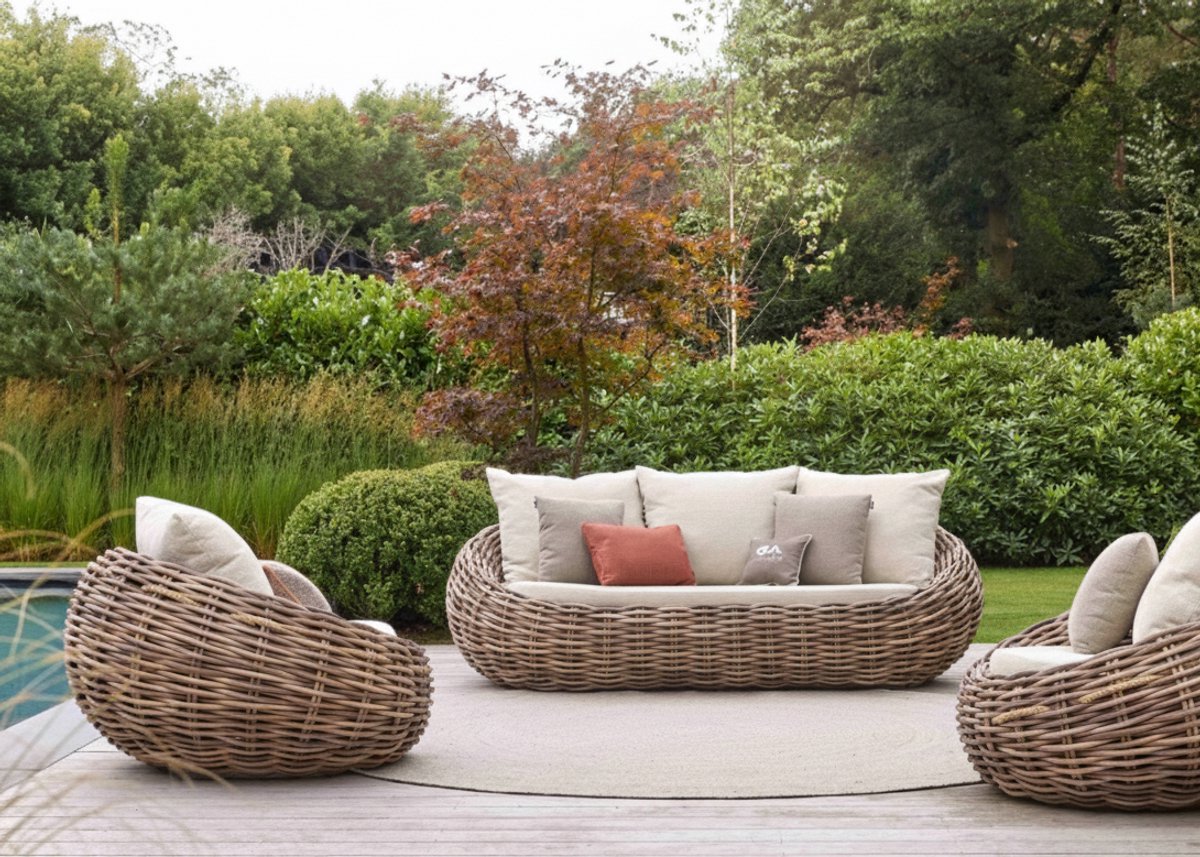Apple Bee Cocoon Lounge Set 5-piece - Belito Daan Tables Ø 60 & 80 cm
