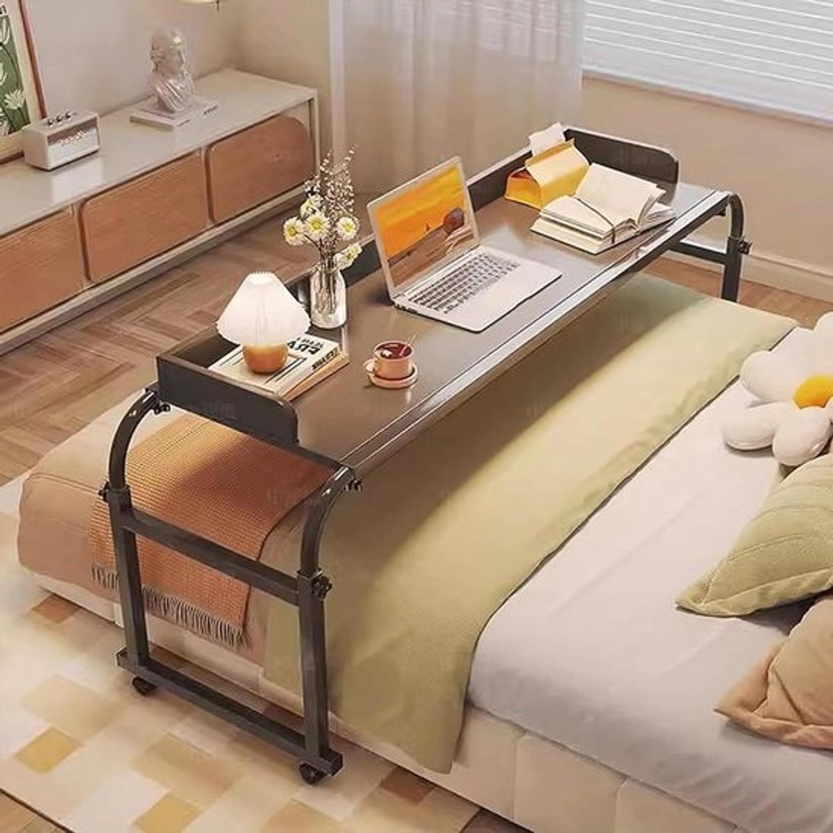 Bedtafel op wielen - Laptoptafel Boven Bed - Thuiswerken aan Bed - In Hoogte Verstelbaar - 115-210 cm Breed - Zwart