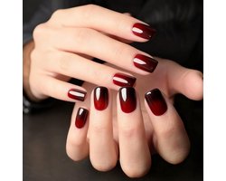 30 Stuks Zachte Gel Press On Nails Set, Korte Vierkante Kunstnagels in Rood Ombre, Valse Nagels met Lijm voor Dames en Feestjes