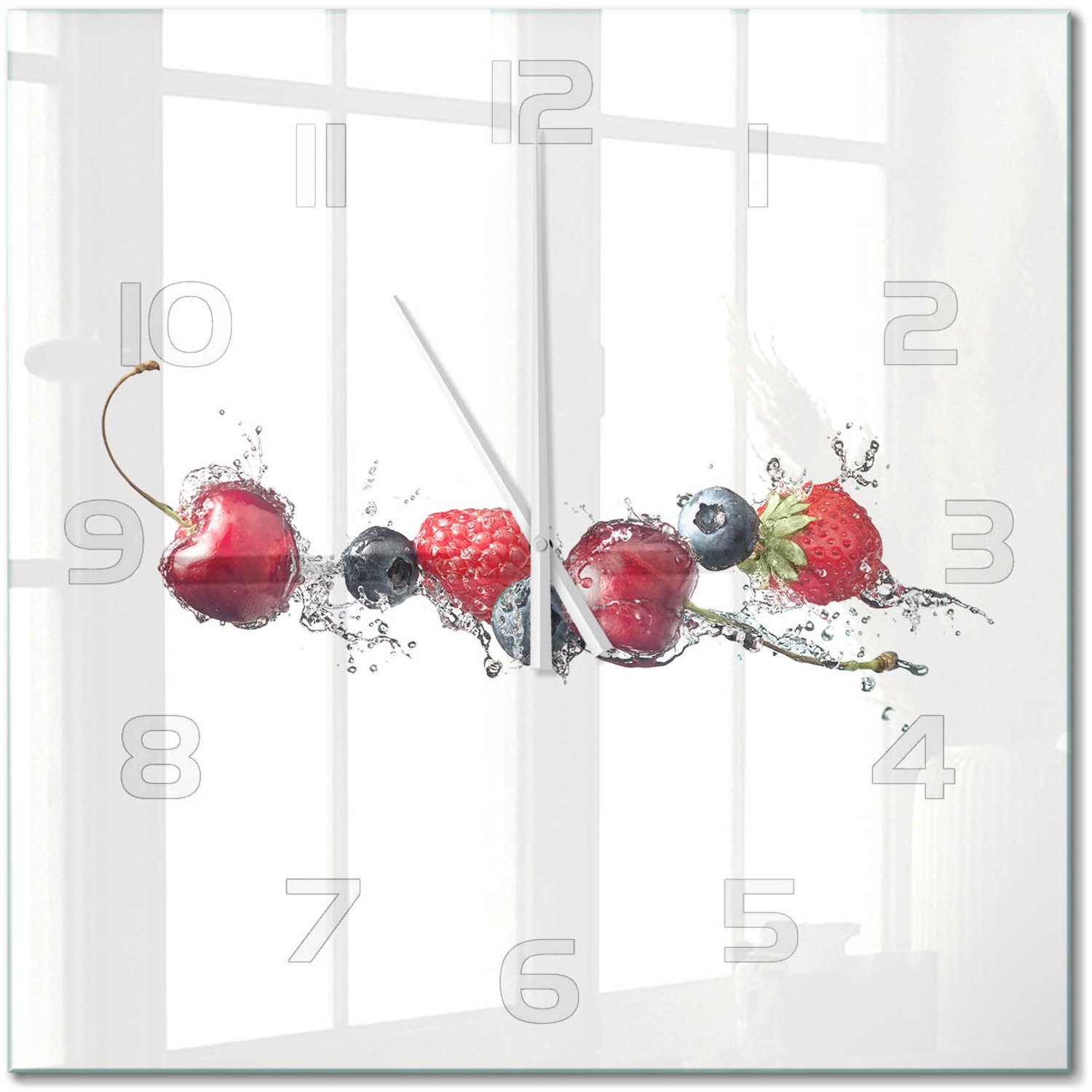 TULUP Wandklok - Bosvruchten Gekleurde Glazen Klok - 60x60 cm - Rood Glazen Klok Met Print - Witte handen - Vierkante Klok - Moderne Wandklok Glas - Wandklok Glas Decoratie