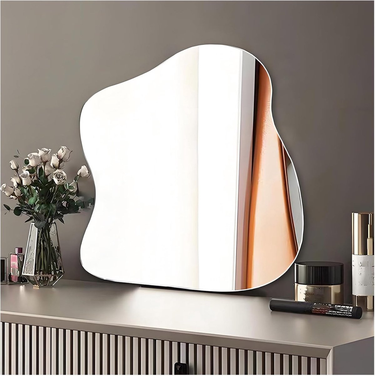 wandspiegel, modern, uniek, groot, asymmetrisch, onregelmatig, HD-glas, voor badkamer, woonkamer, entree, hal, make-up