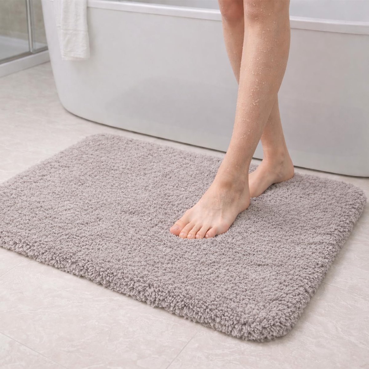 Badmat, Super Absorberende Microvezel Badkamervloerkleed, Zacht Donzige Wasbare Badkamermat voor Badkamer, Toilet, Douche, 80 x 50 cm Lichtgrijs