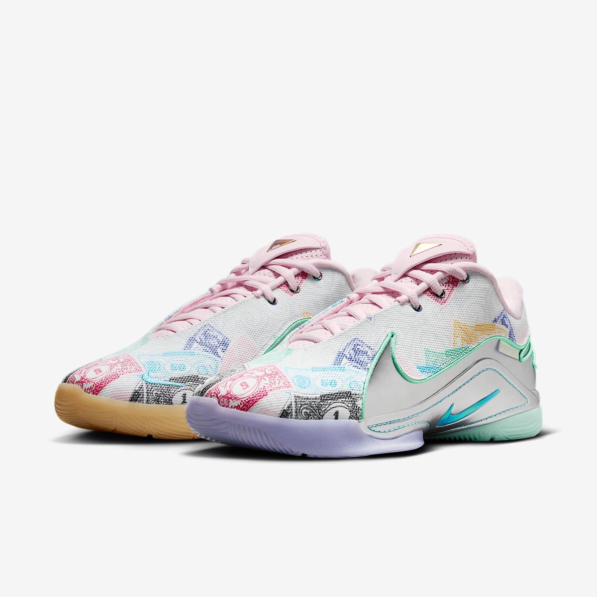 Nike LeBron XXII Basketbalschoenen Multi Monopoly 44 EU Wit