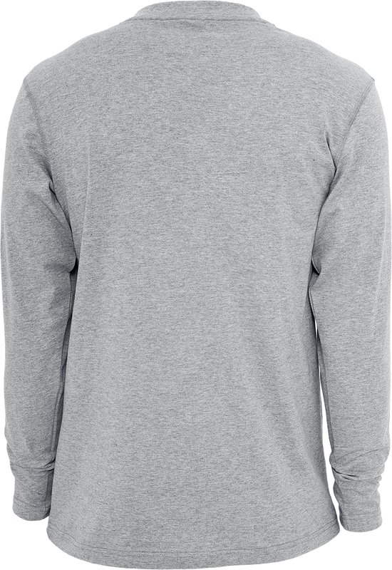 Achterkant van een lichtgrijs basic shirt met lange mouwen.
