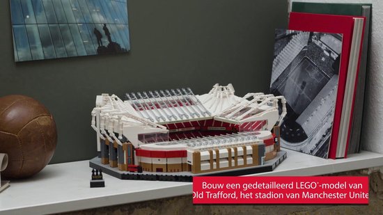 LEGO Creator Expert Old Trafford Manchester United - 10272 | bol