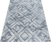 Modern Tapijt Met In-Square Design Grijs-Zilver kleuren