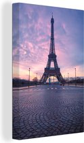 Tour Eiffel contre un ciel violet 90x140 cm - Tirage photo sur toile (Décoration murale salon / chambre)