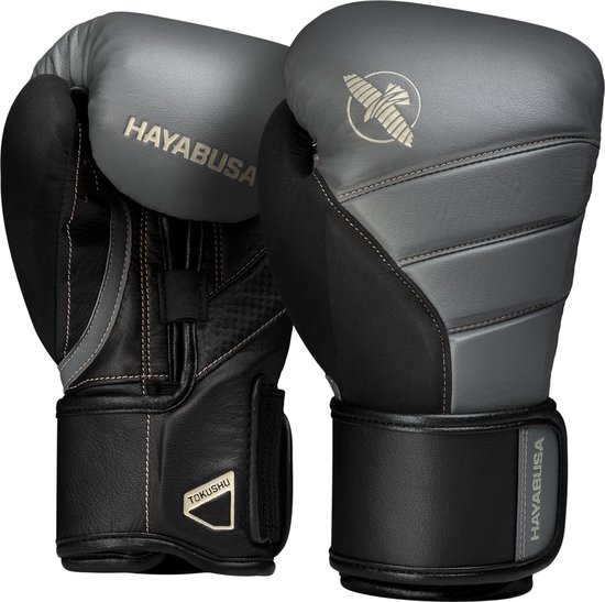 Paar grijze en zwarte bokshandschoenen met HAYABUSA en TOKUSHU-tekst en logo.
