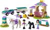 foto van LEGO Friends 4+ Paardentraining en Aanhanger - 41441