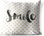 Buitenkussens - Tuin - Vrolijke quote Smile op een gestipte achtergrond - 40x40 cm