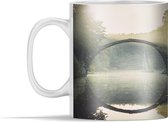 Mok - De Rakotzbrücke in het Duitse Kromlau in de mist - 350 ml - Beker