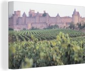 Canvas Schilderij Carcassonne - Wijn - Kasteel - 120x80 cm - Wanddecoratie