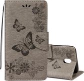 Voor Galaxy J7 (2017) (EU-versie) Geperste bloemen Vlinderpatroon Horizontale lederen flip-hoes met houder & kaartsleuven & portemonnee & lanyard (grijs)
