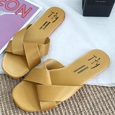 Fashion Casual Outer Wear Waterproof Flat Slipper, Maat: 38 (Geel)