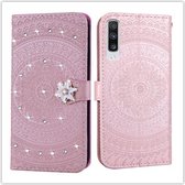 Voor Galaxy A70 Geperst Afdrukken Steken Boorpatroon Horizontale Flip PU-lederen Case met Houder & Kaartsleuven & Portemonnee & & Lanyard (Roze)