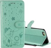 Voor iPhone 6 Plus Cat Bee Embossing Pattern Schokbestendige horizontale flip lederen tas met houder & kaartsleuven & portemonnee (groen)