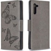 Twee vlinders reliëfpatroon horizontale flip lederen tas met houder & kaartsleuf & portemonnee & lanyard voor Galaxy Note10 (grijs)