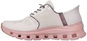Roze schoenzool met bruine accenten en een grof profiel. "SKECHERS GLIDE-STEP" staat in het midden.