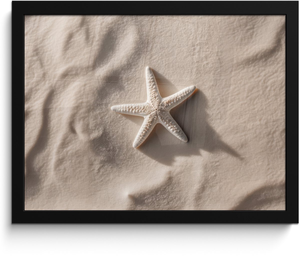 FrameYourWall Poster in lijst - Fotolijst 40x30 cm - Posters - Strand - Zeester - Zand - Beige - Posterlijst zwart - Decoratie - Wanddecoratie woonkamer - Muurdecoratie slaapkamer