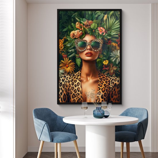Poster in lijst - Fotolijst 80x120 cm - Posters - Vrouw - Panterprint - Jungle - Natuur - Luxe - Posterlijst zwart - Decoratie - Wanddecoratie woonkamer - Muurdecoratie slaapkamer