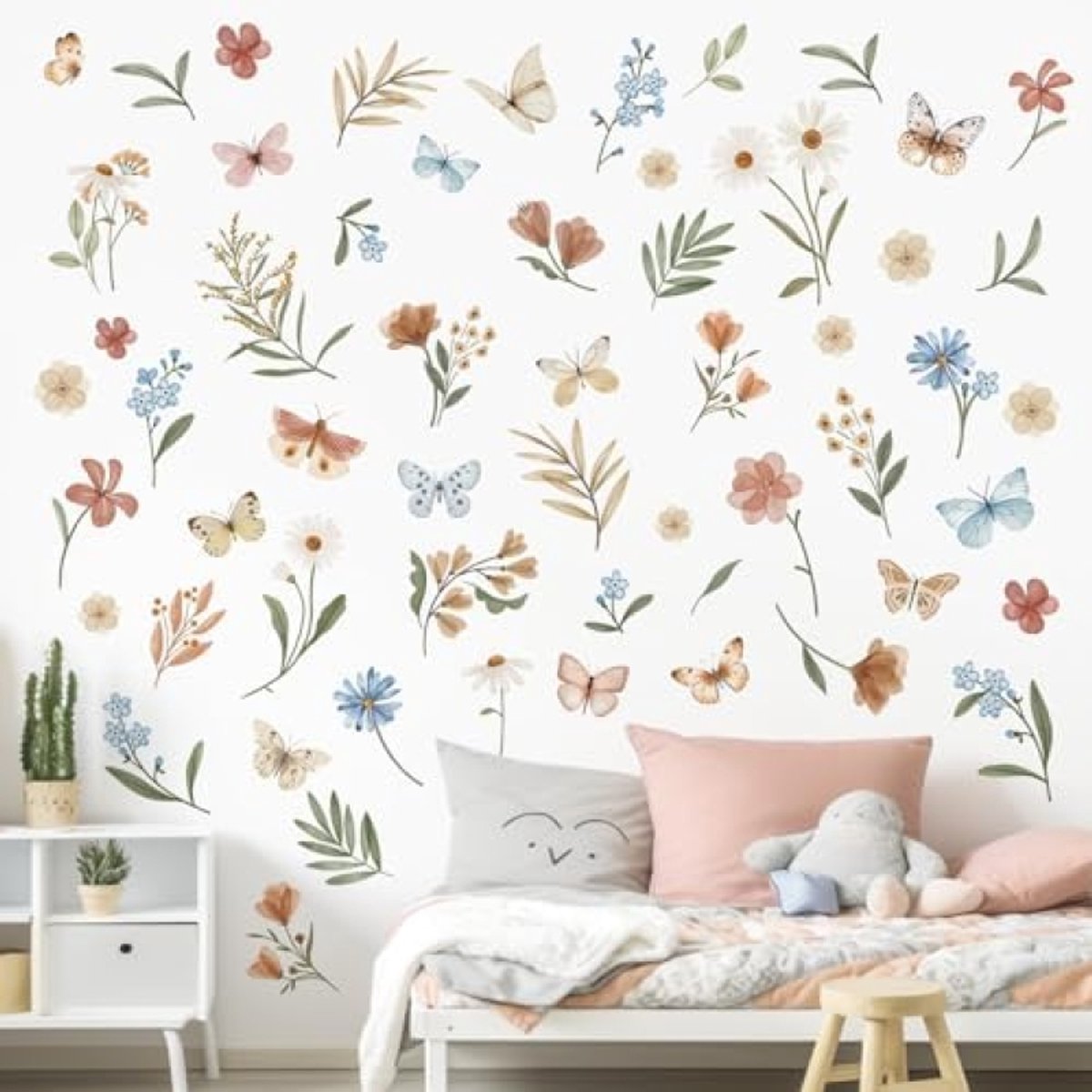 PromoHome Boho Bloemen en Vlinders Muurstickers Set - Aquarel Stijl Baby Kamer Decoratie - Verwijderbare Muur Decor voor Meisjes Slaapkamer en Kinderkamer