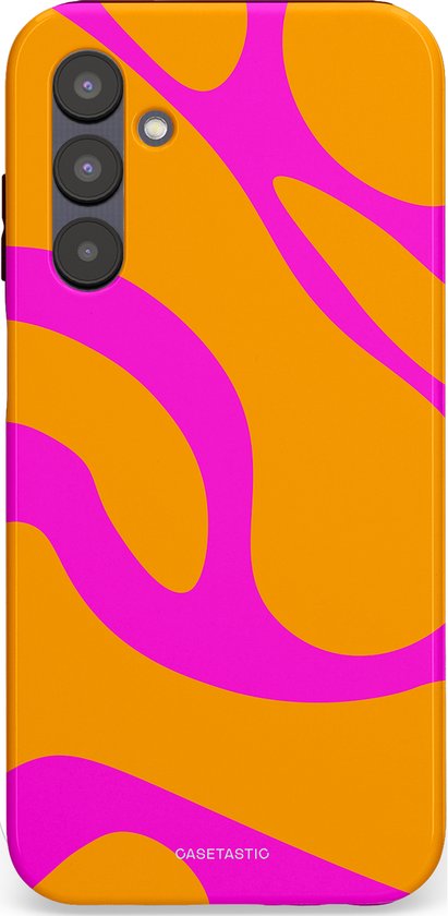 Oranje telefoonhoes met roze golvende strepen. Zijkant met cameragat.