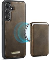 Hoesje geschikt voor Samsung A56 Hoesje - Solidenz Magnetische Pasjeshouder - Shockproof - Bruin