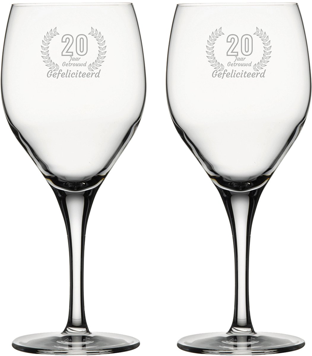 Gegraveerde set rode wijnglazen 42,5cl Gefeliciteerd 20 jaar getrouwd