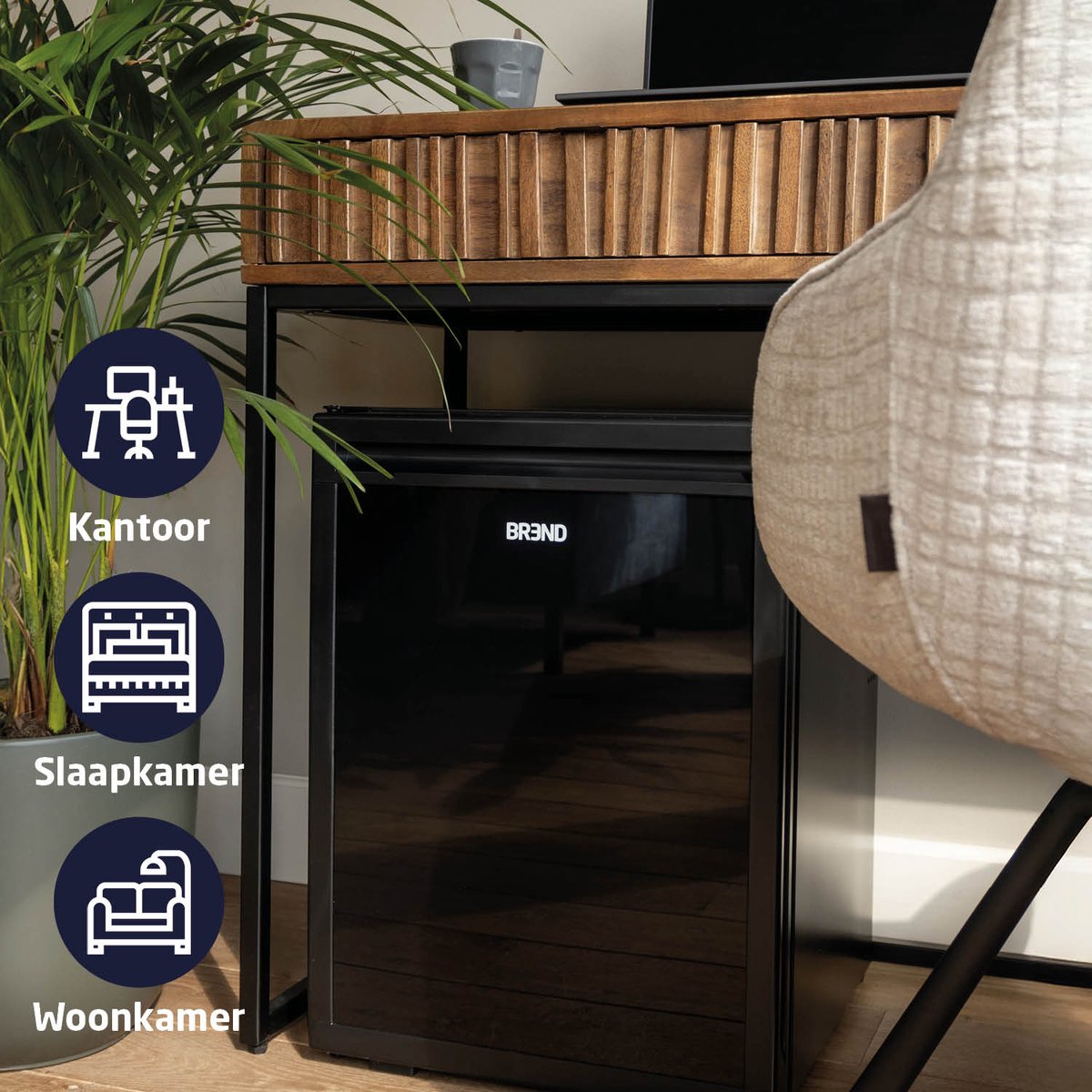 Mini Koelkast Vrijstaand 40 Liter – Tafelmodel Fridge met Instelbare Temperatuur – Minibar met Verstelbare Deurrichting – Zwart - BREND BR-2227 — afbeelding 7