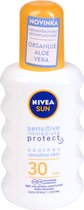 Nivea - Spray lotion for sensitive skin SPF 30 ( Sensitiv e Protect Sun Spray) 200 ml - 200ml